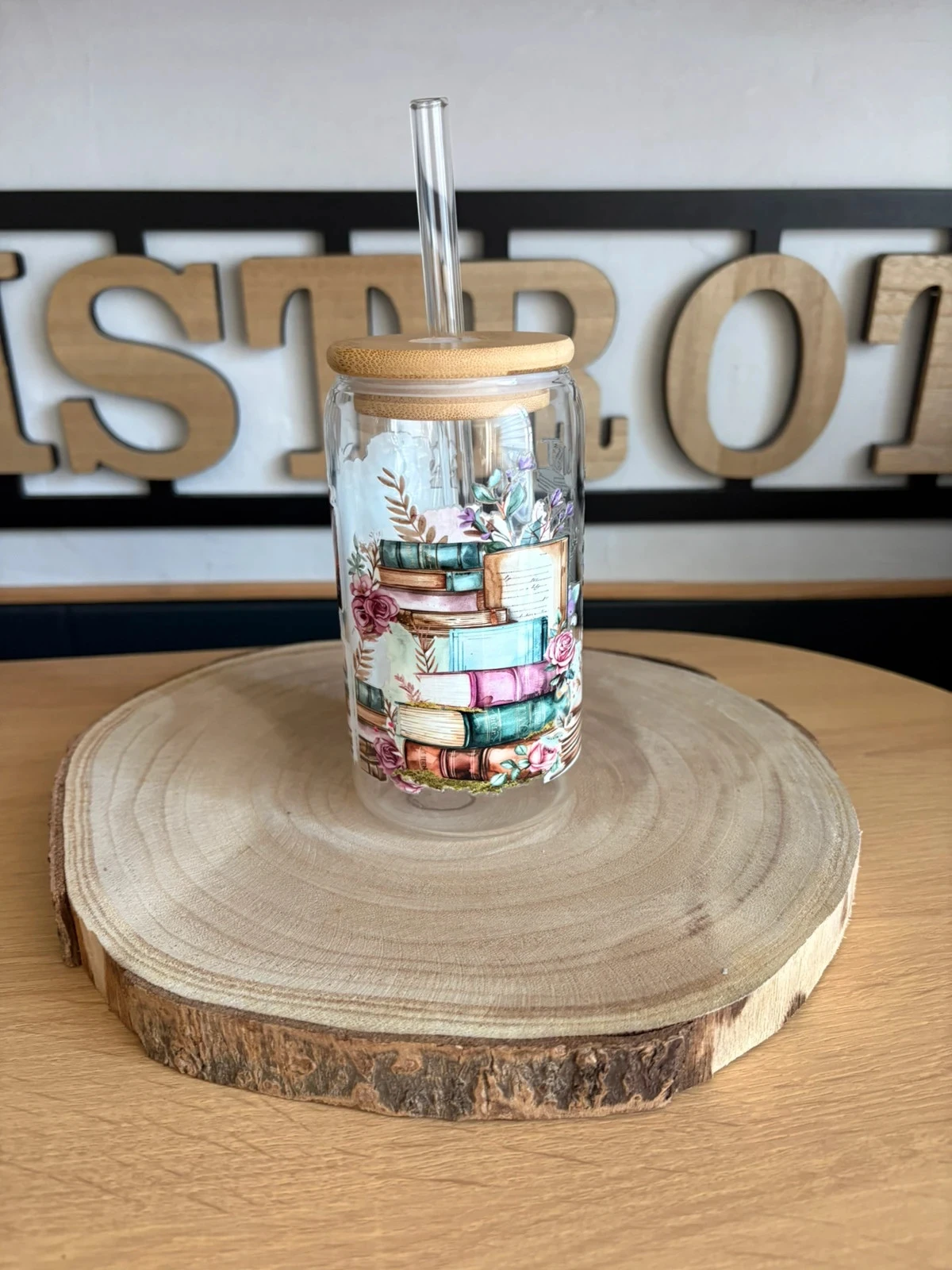 Vaso de lata "Just a Girl Who Loves Books" (Modelo floral y abierto) 🏚 – photo 2